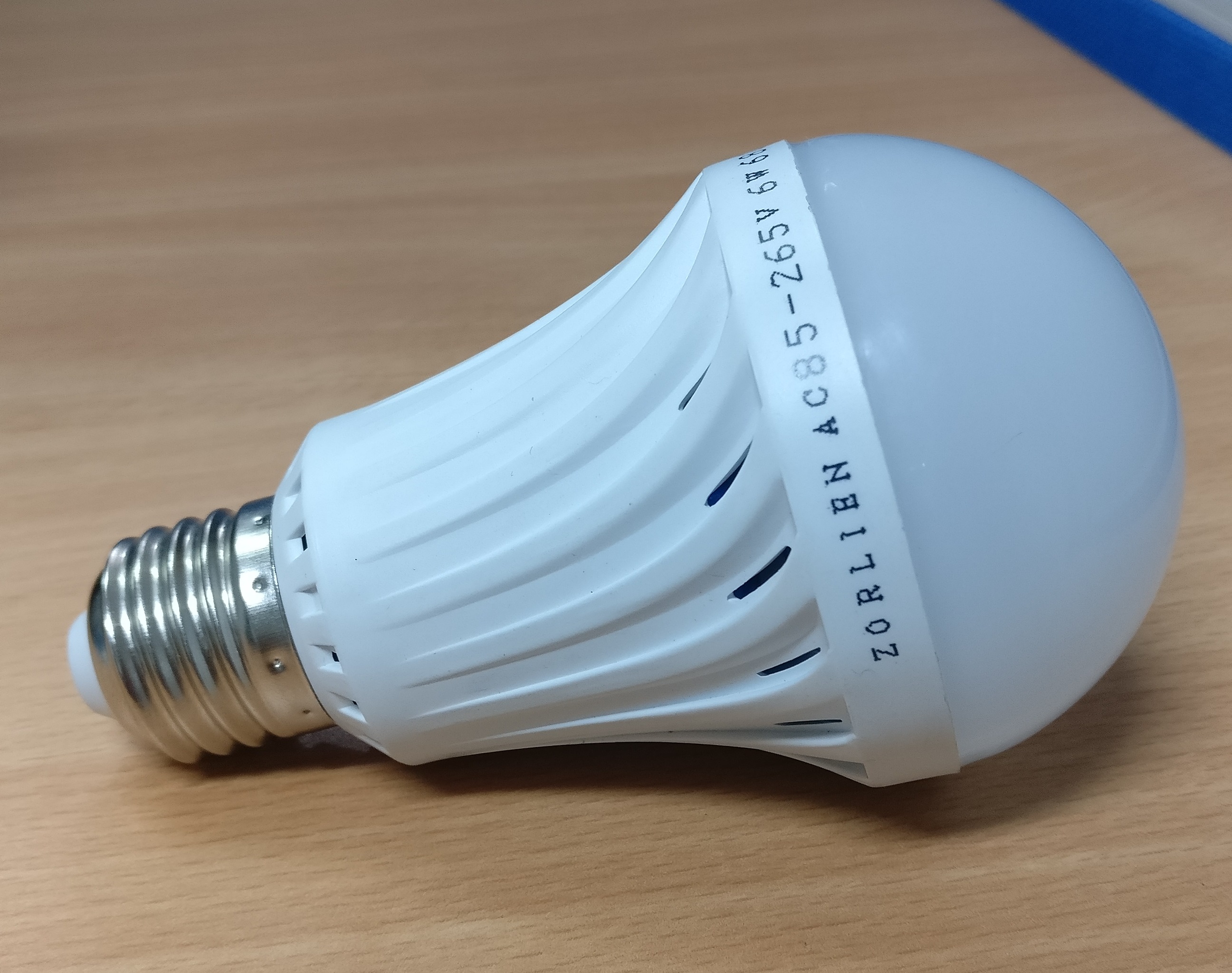 LED Emergency Bulb