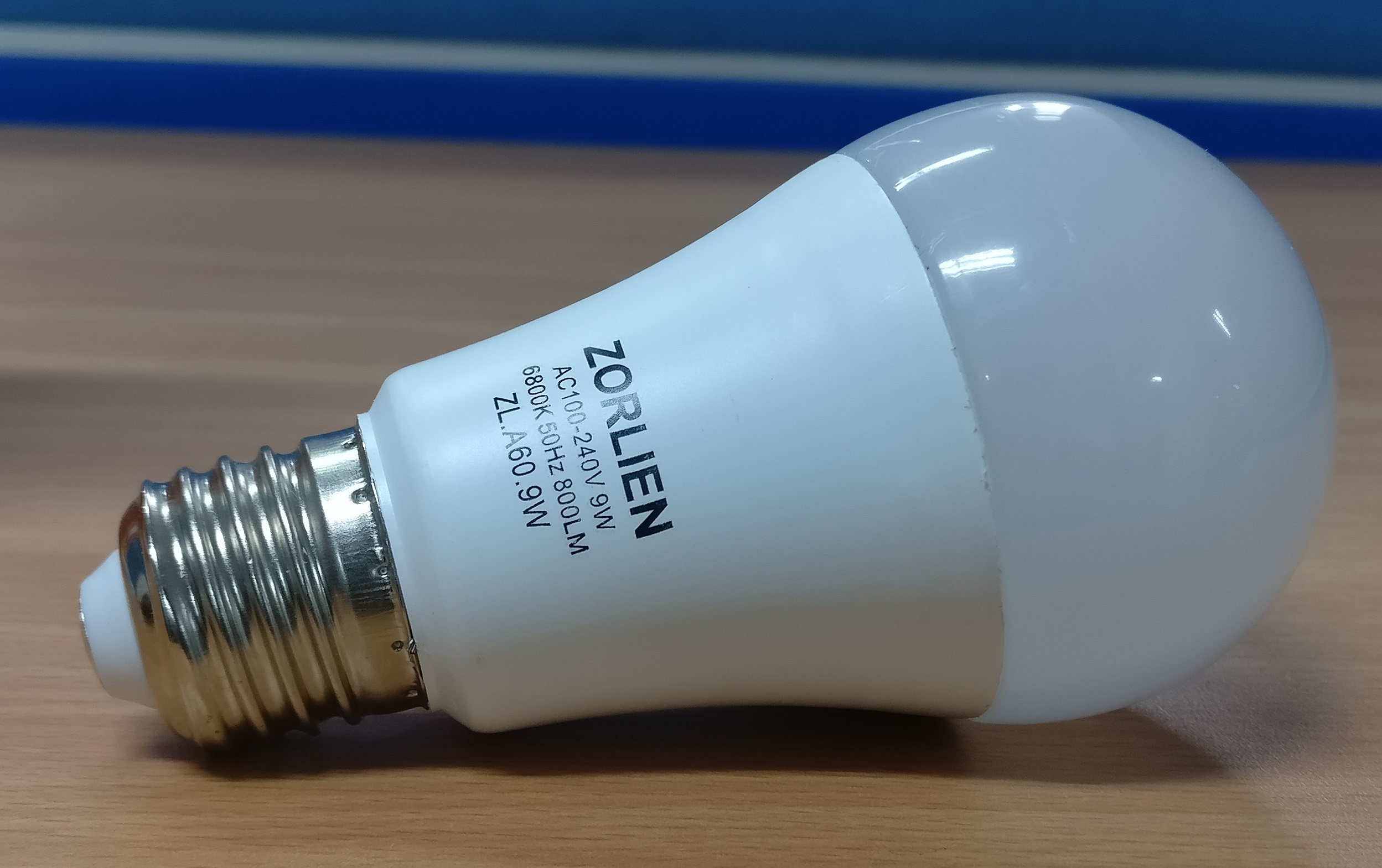 LED BULB 9W