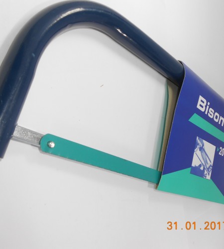 Gergaji Besi - Saw